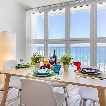 Penthouse, Nightlife, Clubs, Free Wi-fi, Air Conditioning Apartment *